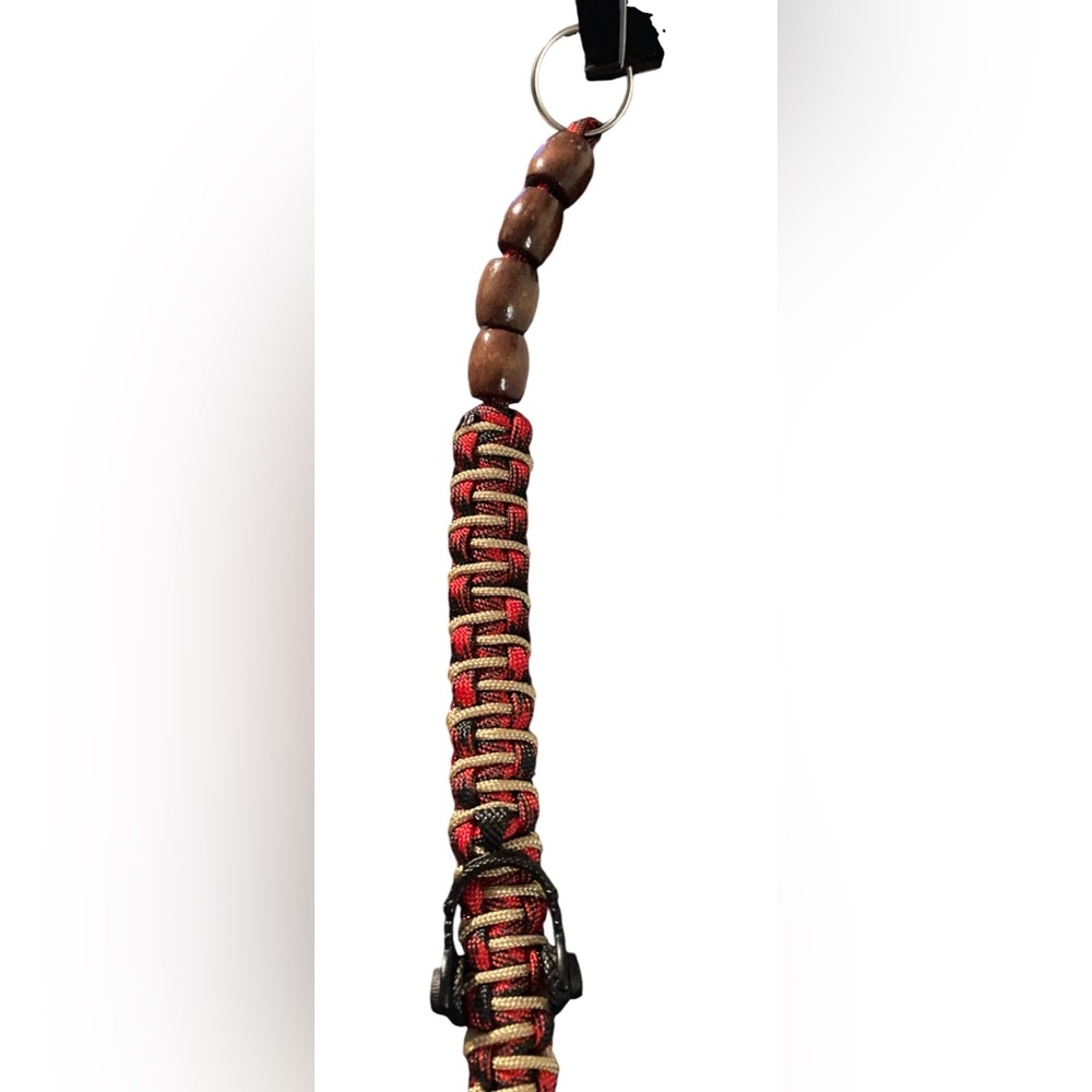 Hand braided paracord headphones keychain